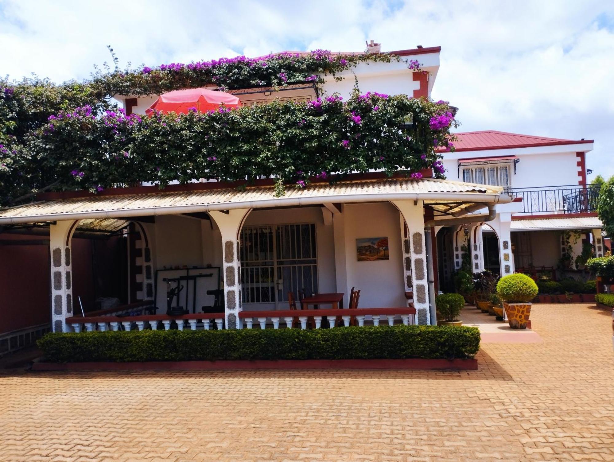 Petite Flower Guest House Talata-maty Εξωτερικό φωτογραφία